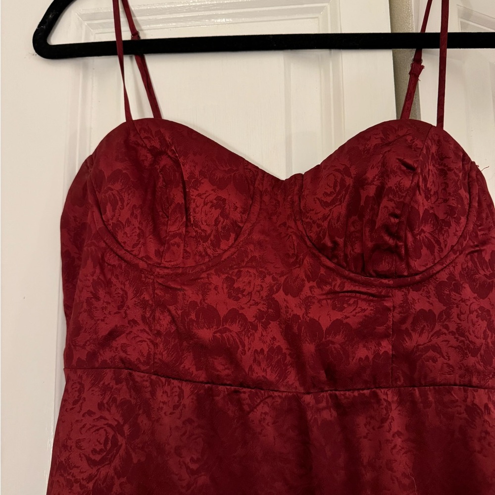 Princess Polly Dress - Picture 2 of 7